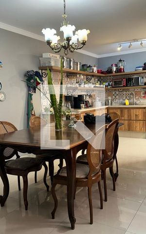 Casa à venda com 166m², 3 quartos e 3 vagasCozinha Americana