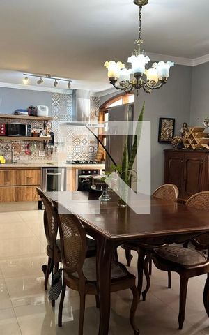 Casa à venda com 166m², 3 quartos e 3 vagasCozinha Americana
