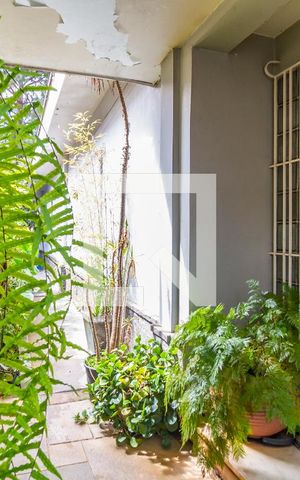 Casa à venda com 270m², 3 quartos e 5 vagasQuintal
