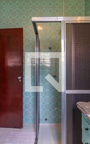 Casa à venda com 270m², 3 quartos e 5 vagasBanheiro da Suíte