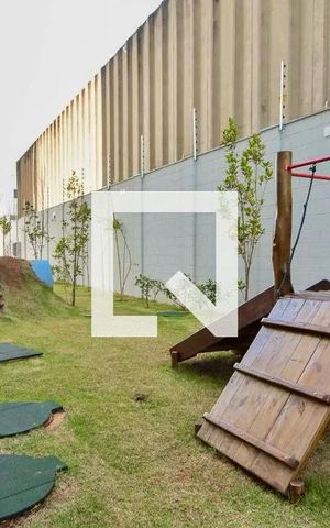 Apartamento à venda com 43m², 2 quartos e sem vaga Apartamento à venda com 43m², 2 quartos e sem vagaPlayground