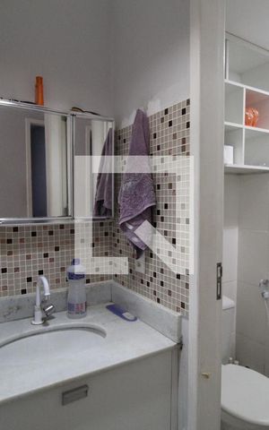 Apartamento para alugar com 55m², 2 quartos e 1 vagaBanheiro