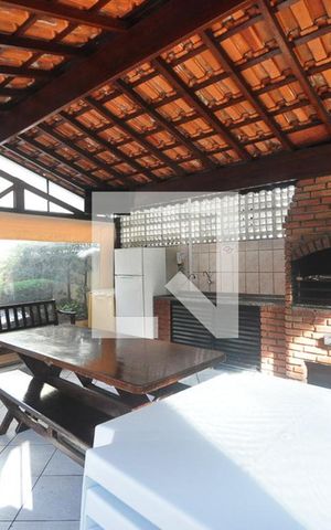 Apartamento à venda com 75m², 3 quartos e 2 vagasChurrasqueira