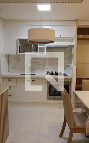 Apartamento para alugar com 38m², 1 quarto e 1 vagaSala / Cozinha