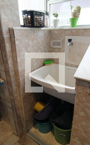 Apartamento à venda com 58m², 3 quartos e 1 vagaÁrea de serviço