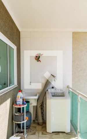 Casa à venda com 170m², 3 quartos e 4 vagasLavanderia