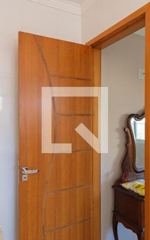 Casa à venda com 170m², 3 quartos e 4 vagasBanheiro da Suíte 2