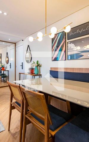 Apartamento à venda com 61m², 2 quartos e 1 vaga Apartamento à venda com 61m², 2 quartos e 1 vagaSala