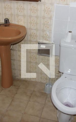 Casa para alugar com 90m², 2 quartos e sem vagaBanheiro Social