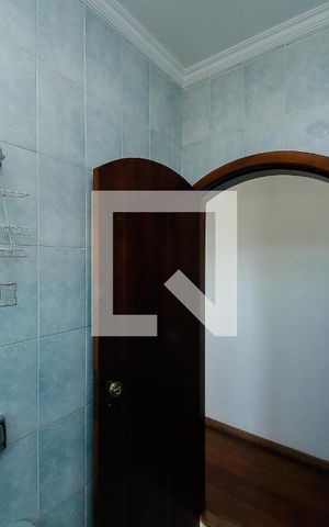 Casa para alugar com 150m², 3 quartos e 3 vagas Casa para alugar com 150m², 3 quartos e 3 vagasBanheiro