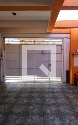 Casa para alugar com 110m², 3 quartos e 2 vagas Casa para alugar com 110m², 3 quartos e 2 vagasGaragem