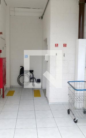 Apartamento à venda com 45m², 2 quartos e 1 vagaÁrea comum - Carrinho de Compras e Cadeira para Cadeirante