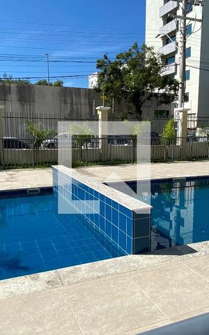Apartamento à venda com 48m², 2 quartos e 1 vaga Apartamento à venda com 48m², 2 quartos e 1 vagaÁrea comum - Piscina