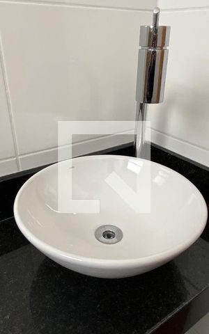 Apartamento à venda com 48m², 2 quartos e 1 vaga Apartamento à venda com 48m², 2 quartos e 1 vagaBanheiro - torneira