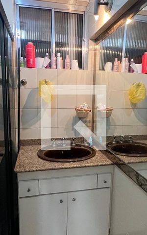 Apartamento à venda com 101m², 3 quartos e 2 vagasBanheiro