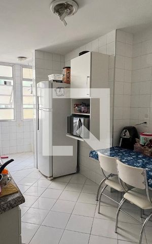 Apartamento à venda com 101m², 3 quartos e 2 vagasCozinha