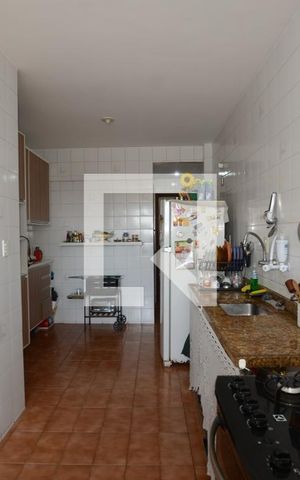 Apartamento à venda com 120m², 3 quartos e 2 vagasCozinha