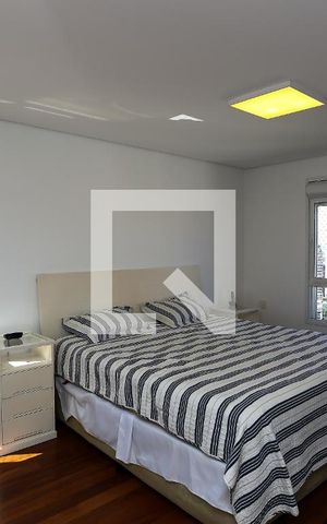 Apartamento à venda com 223m², 3 quartos e 4 vagas Apartamento à venda com 223m², 3 quartos e 4 vagassuíte 3