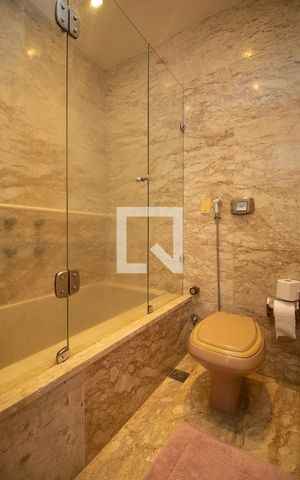 Apartamento para alugar com 175m², 3 quartos e 1 vaga Apartamento para alugar com 175m², 3 quartos e 1 vagaBanheiro da Suíte Master