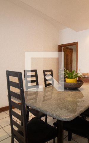 Apartamento para alugar com 175m², 3 quartos e 1 vaga Apartamento para alugar com 175m², 3 quartos e 1 vagaSala de jantar