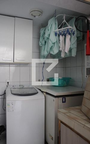 Casa de condomínio à venda com 152m², 3 quartos e 2 vagasÁrea de Serviço
