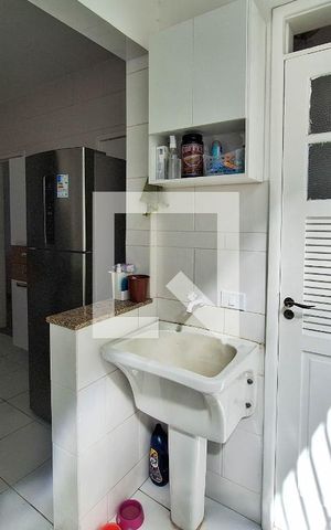 Apartamento à venda com 64m², 2 quartos e sem vaga Apartamento à venda com 64m², 2 quartos e sem vagaÁrea de Serviço