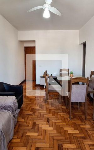Apartamento à venda com 64m², 2 quartos e sem vaga Apartamento à venda com 64m², 2 quartos e sem vagaSala