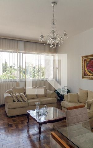 Apartamento à venda com 110m², 3 quartos e sem vaga Apartamento à venda com 110m², 3 quartos e sem vagaSala