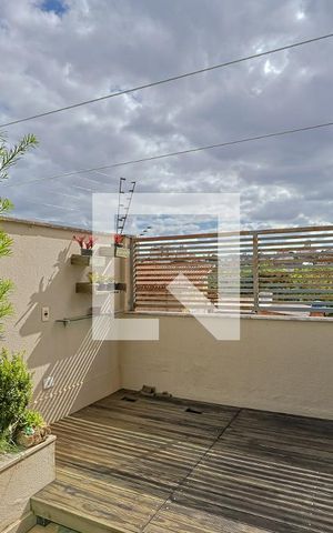 Apartamento à venda com 130m², 3 quartos e 2 vagas Apartamento à venda com 130m², 3 quartos e 2 vagasVaranda