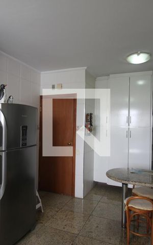 Apartamento à venda com 316m², 3 quartos e 3 vagasCozinha