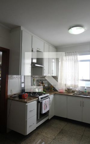 Apartamento à venda com 316m², 3 quartos e 3 vagasCozinha