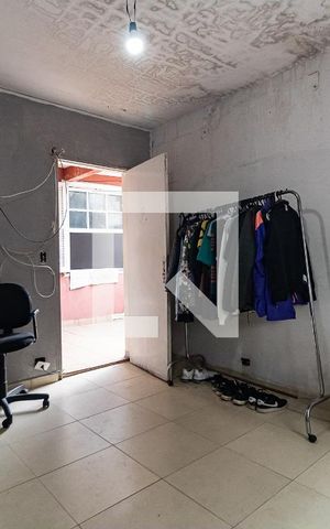 Casa à venda com 345m², 5 quartos e 1 vaga Casa à venda com 345m², 5 quartos e 1 vagaQuarto 2 da Edícula