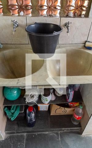 Casa à venda com 360m², 3 quartos e 2 vagas Casa à venda com 360m², 3 quartos e 2 vagasÁrea de serviço