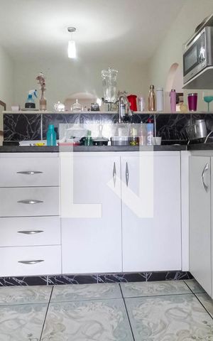 Casa à venda com 360m², 3 quartos e 2 vagas Casa à venda com 360m², 3 quartos e 2 vagasCozinha