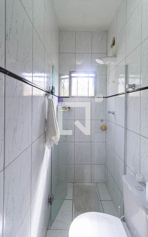 Casa à venda com 360m², 3 quartos e 2 vagas Casa à venda com 360m², 3 quartos e 2 vagasBanheiro da suíte