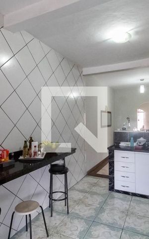 Casa à venda com 360m², 3 quartos e 2 vagas Casa à venda com 360m², 3 quartos e 2 vagasCozinha