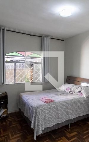 Casa à venda com 360m², 3 quartos e 2 vagas Casa à venda com 360m², 3 quartos e 2 vagasSuíte