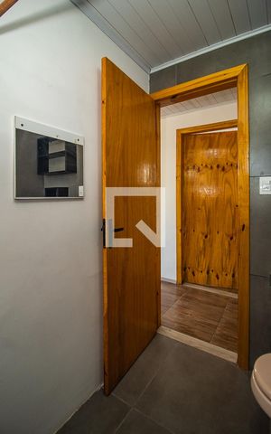 Casa para alugar com 40m², 2 quartos e sem vaga Casa para alugar com 40m², 2 quartos e sem vagaBanheiro