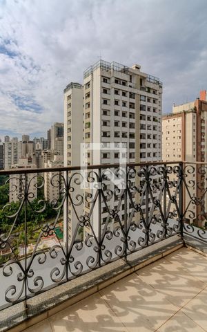 Apartamento à venda com 355m², 3 quartos e 3 vagas Apartamento à venda com 355m², 3 quartos e 3 vagasQuarto 2