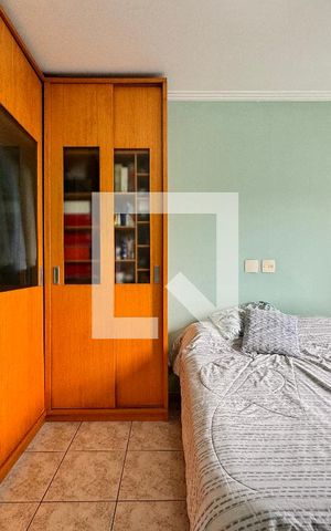 Casa à venda com 335m², 5 quartos e 3 vagas Casa à venda com 335m², 5 quartos e 3 vagasQuarto 2