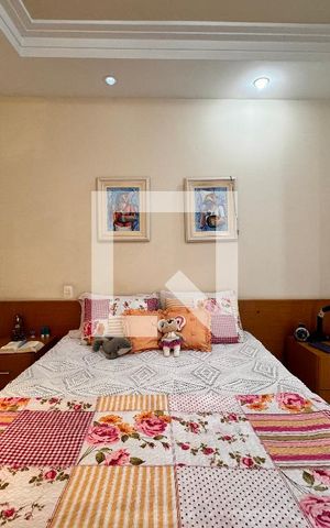Casa à venda com 335m², 5 quartos e 3 vagas Casa à venda com 335m², 5 quartos e 3 vagasSuite 1