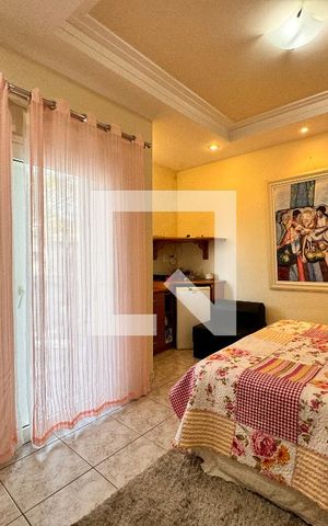 Casa à venda com 335m², 5 quartos e 3 vagas Casa à venda com 335m², 5 quartos e 3 vagasSuíte 1