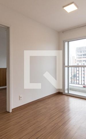 Apartamento para alugar com 37m², 2 quartos e sem vaga Apartamento para alugar com 37m², 2 quartos e sem vagaSala
