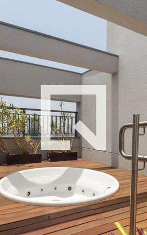 Studio para alugar com 25m², 1 quarto e sem vaga Studio para alugar com 25m², 1 quarto e sem vagaÁrea comum - Ofuro