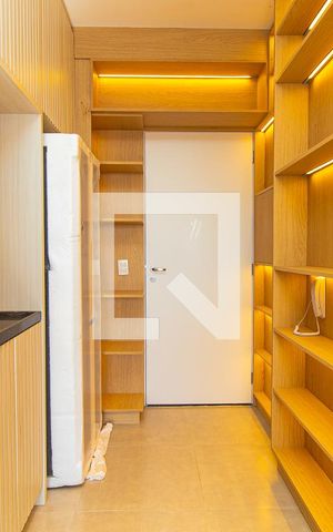 Studio para alugar com 25m², 1 quarto e sem vaga Studio para alugar com 25m², 1 quarto e sem vagaCozinha
