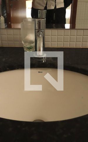 Apartamento para alugar com 89m², 3 quartos e 1 vaga Apartamento para alugar com 89m², 3 quartos e 1 vagaBanheiro 1