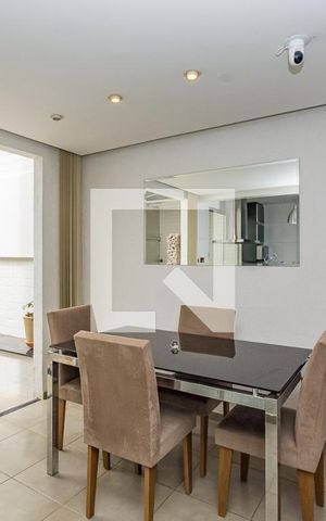Casa à venda com 115m², 3 quartos e 2 vagas Casa à venda com 115m², 3 quartos e 2 vagasSala 1