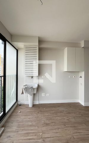 Apartamento à venda com 46m², 2 quartos e 1 vaga Apartamento à venda com 46m², 2 quartos e 1 vagaÁrea de Serviço