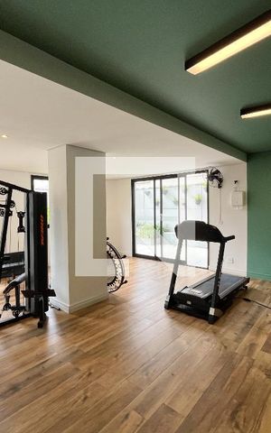 Apartamento à venda com 46m², 2 quartos e 1 vaga Apartamento à venda com 46m², 2 quartos e 1 vagaÁrea comum - Academia