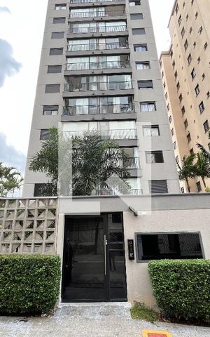 Apartamento à venda com 46m², 2 quartos e 1 vaga Apartamento à venda com 46m², 2 quartos e 1 vagaFachada